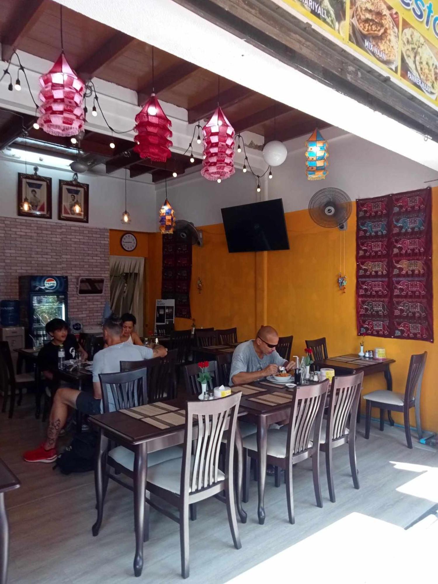 Апартаменты Bang Lumphu House&Bistro Бангкок Экстерьер фото